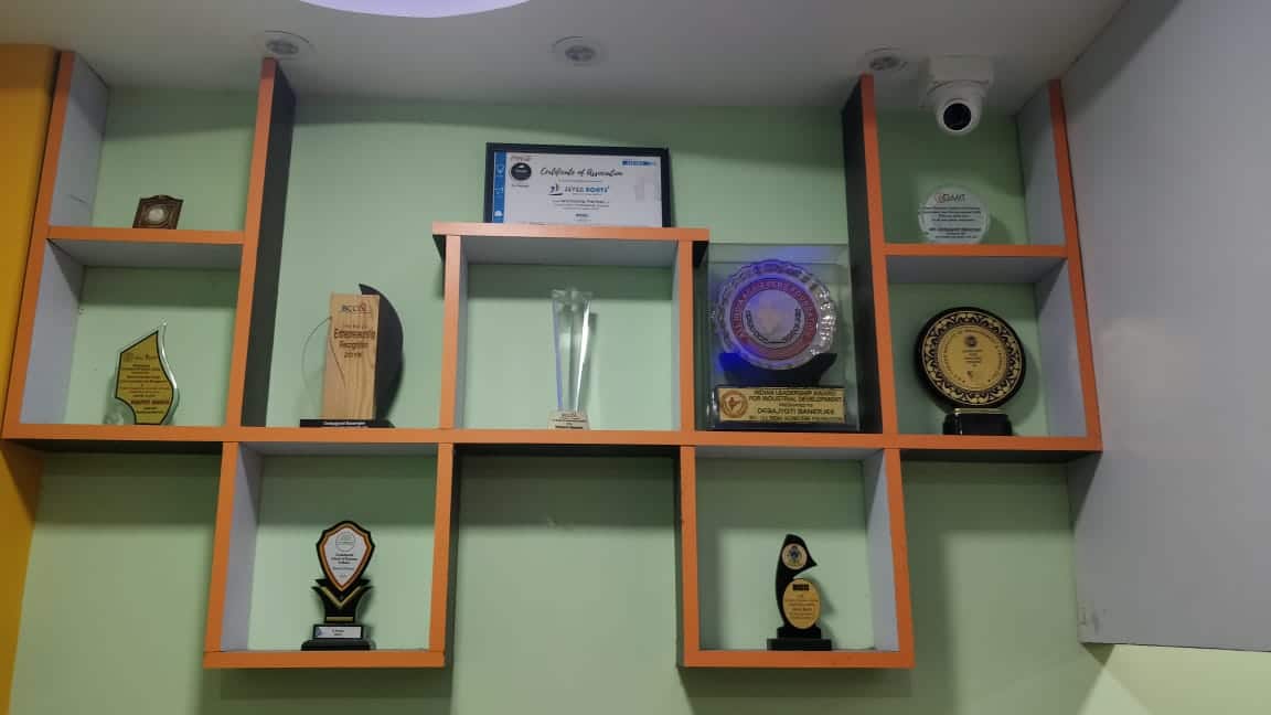 Awards - Seven Boats