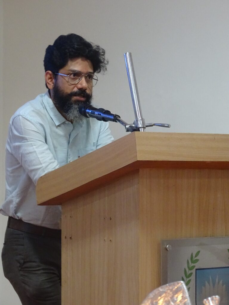 Photo Gallery 792 - 6